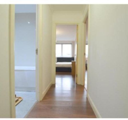 Spacious Modern Flat In Luton Town Centre Екстериор снимка